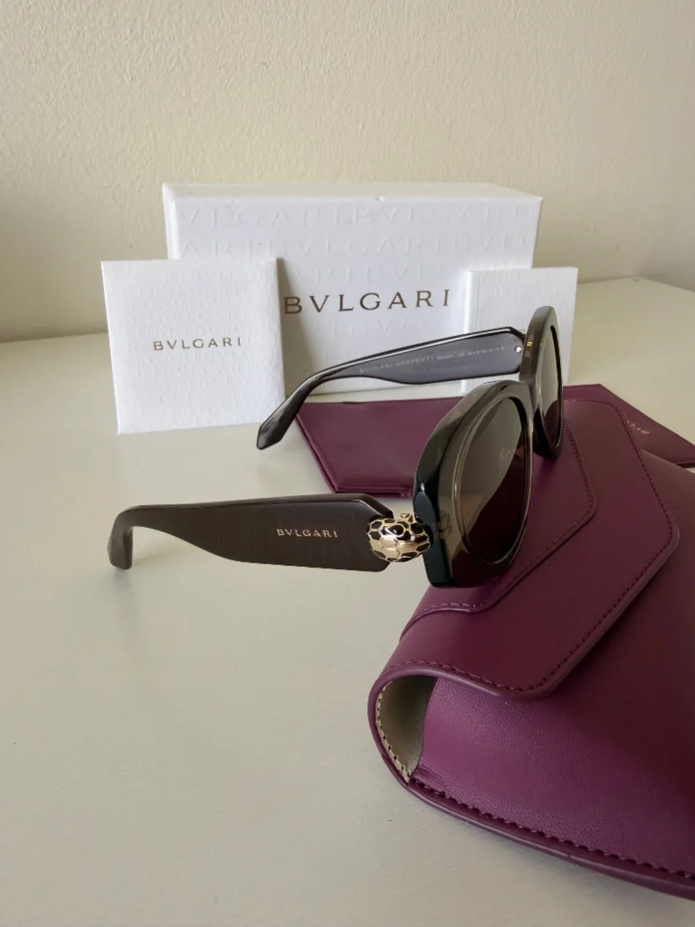 New BVLGARI Sunglasses SERPENTI BV400071 48E Authentic